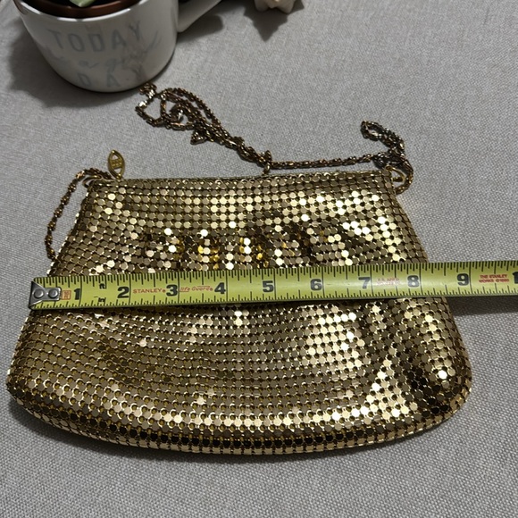Vintage Metal Mesh Bag-Crossbody Chain Link Strap-8.5x6-Gold Toned - Picture 10 of 16